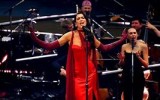 Dua Lipa da hostess a diva stellare della musica